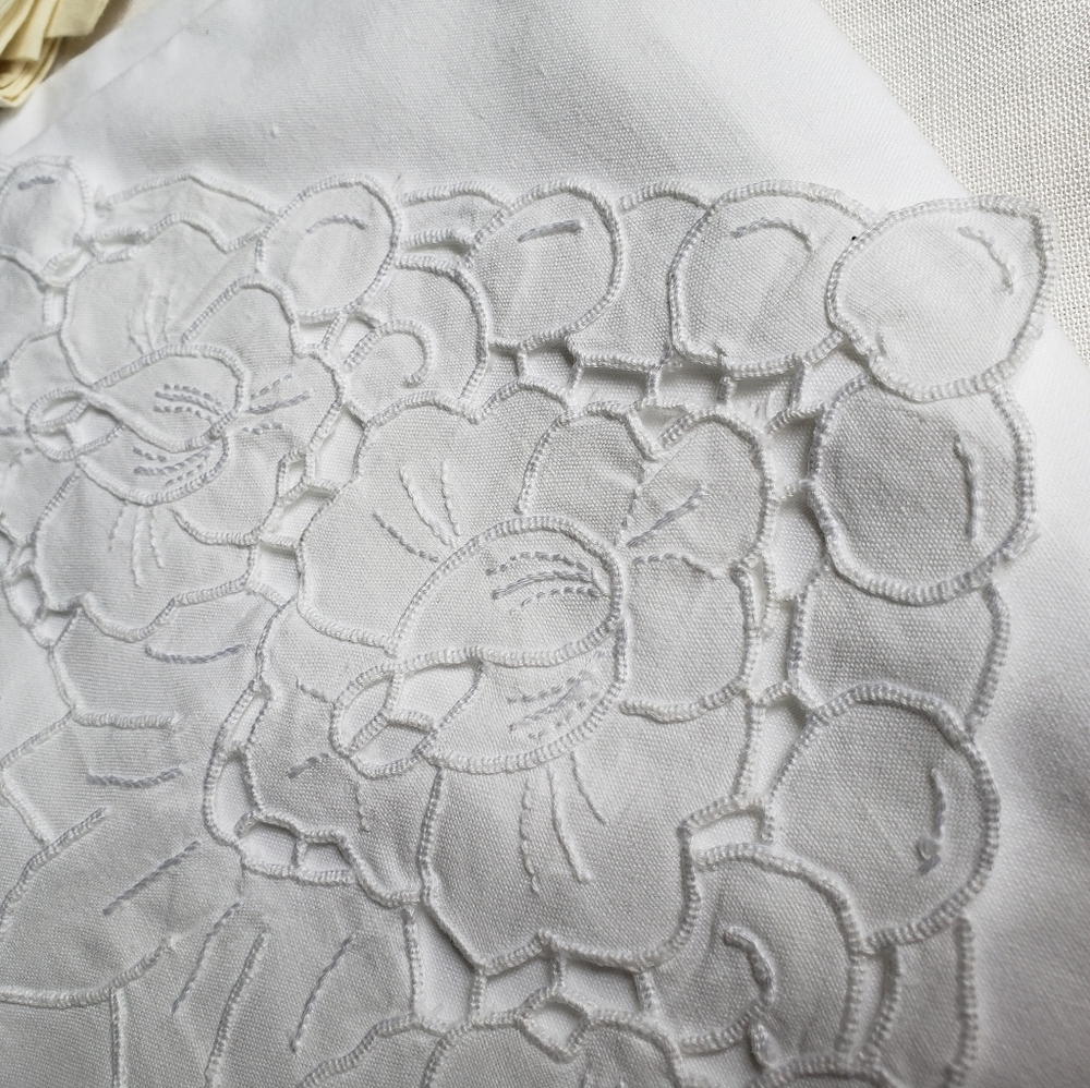 Single battenburg lace pillow case vtg